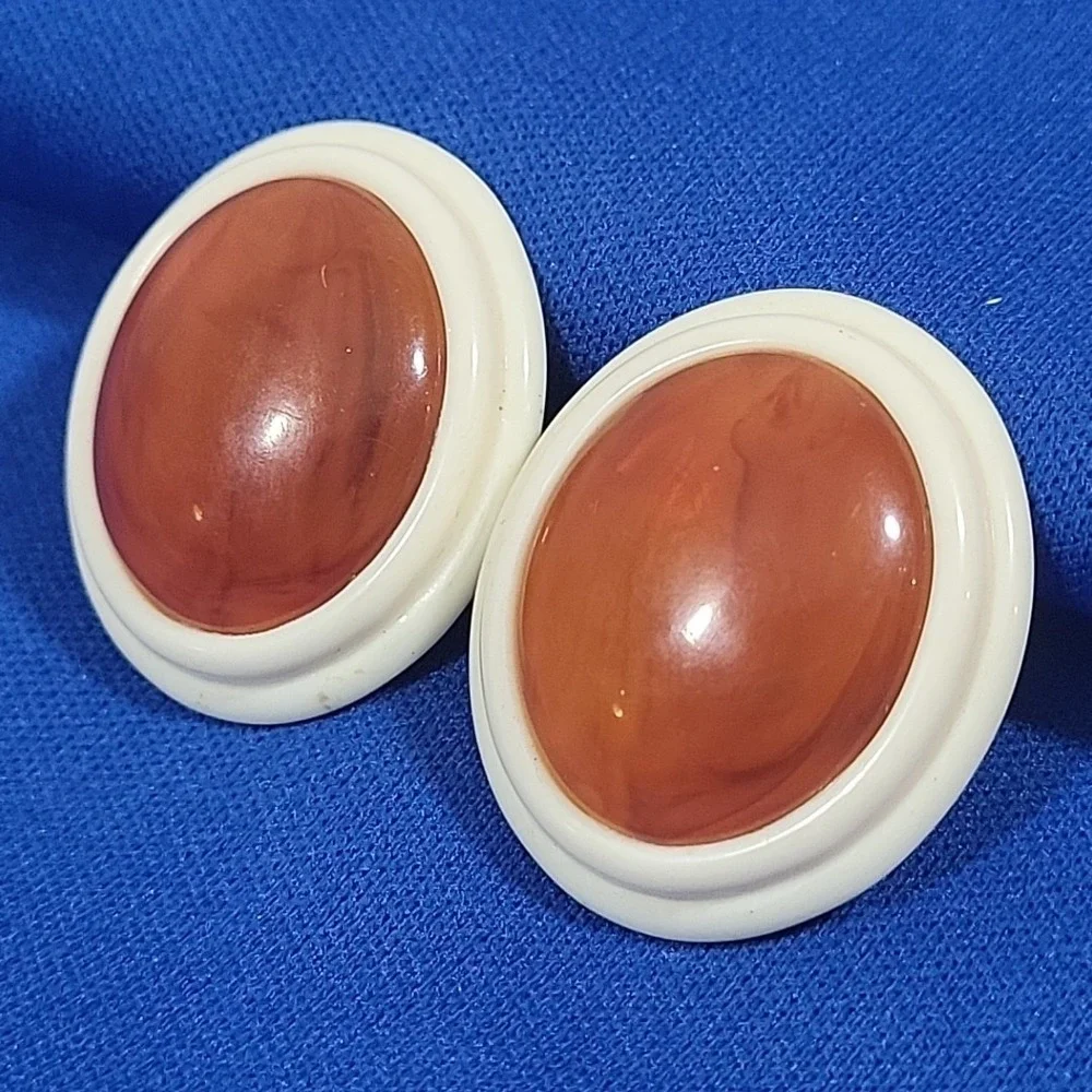 Vintage 80s Earrings Amber Color Lucite Chunky Oversized Statement‎ Stud Posts